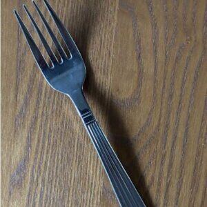 Wallace MANHATTAN Stainless 18/8 Silverware Flatware Salad Fork